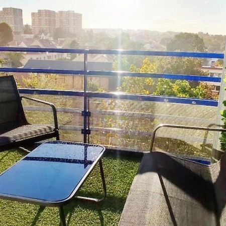 T4 Massy Tgv By Beds4Wanderlust - 80M2 Avec Terrasse Et Bureau - Proche Coulee Verte - Ideal Pro Ou Famille Kültér fotó